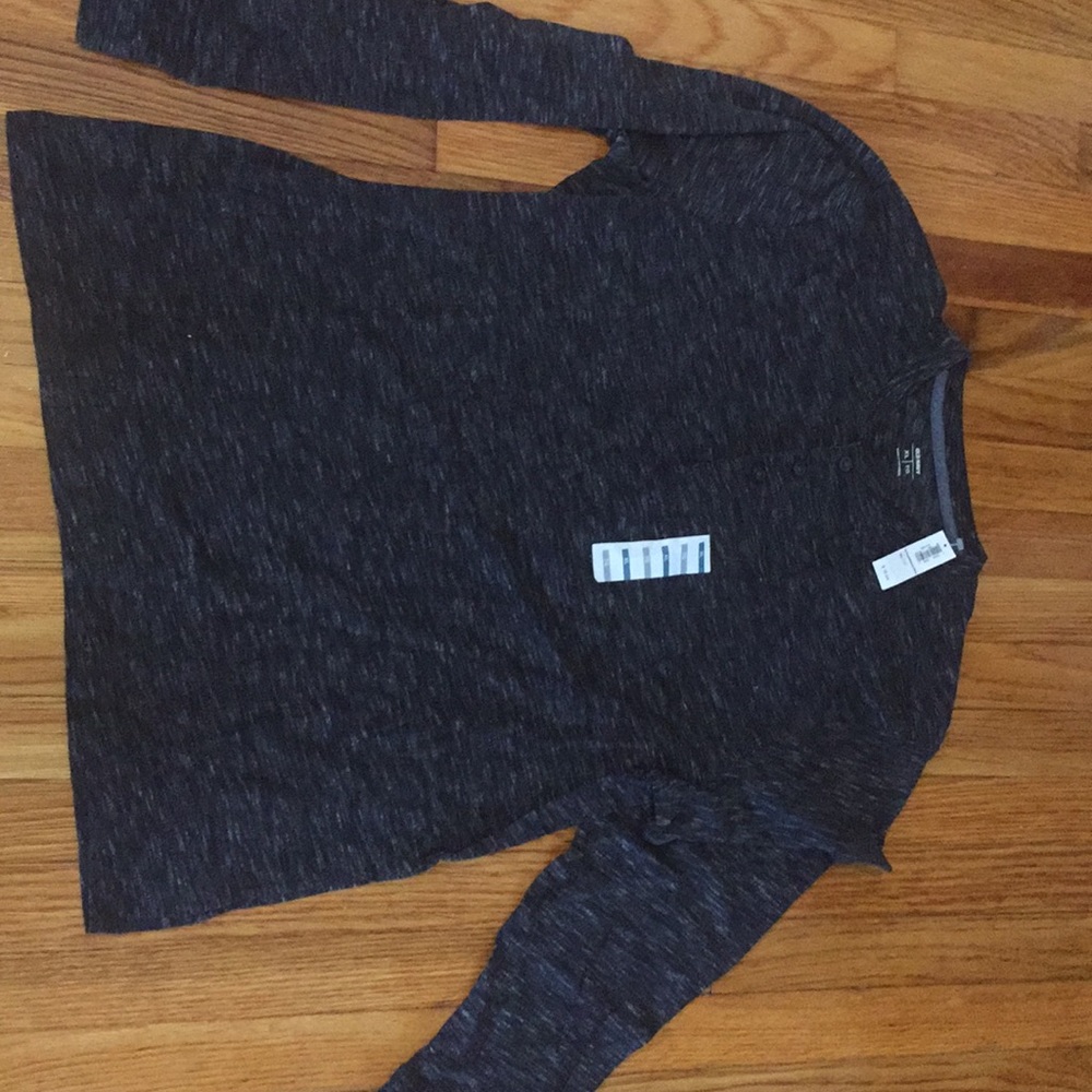 MENS long sleeve old navy shirt